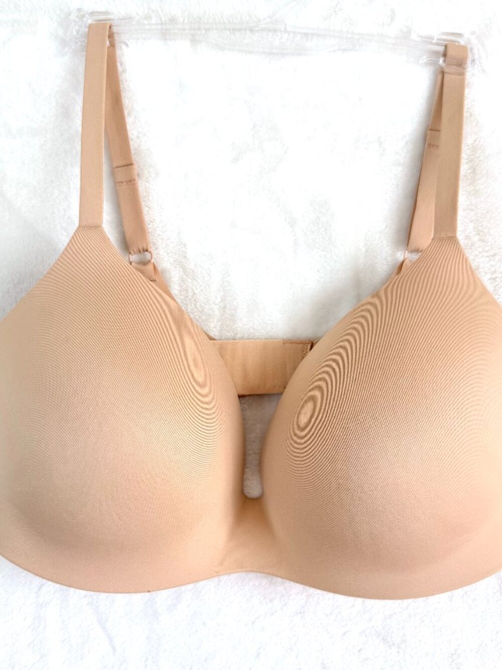 Uniqlo 3D Hold Padded Adjustable Seamless Wireless Lounge T Shirt Bra 34/36 B C